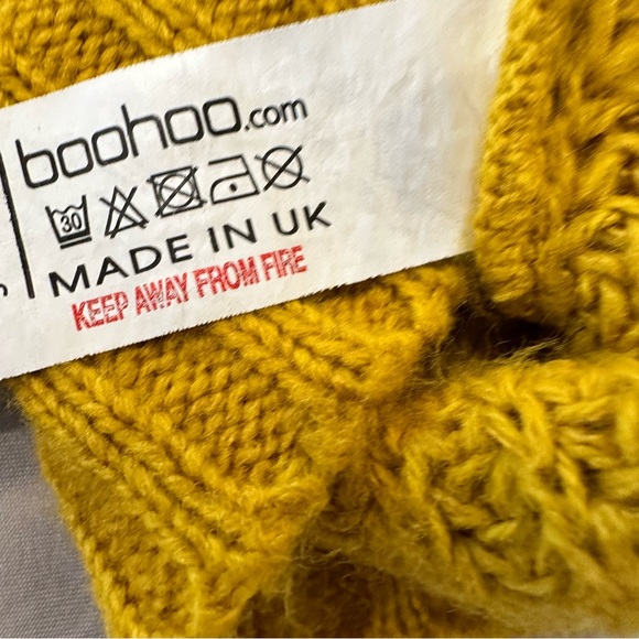 Boohoo (M) Chunky Cropped Sweater Lgr Neck Fall Golden Yellow Size Small - Picture 13 of 16